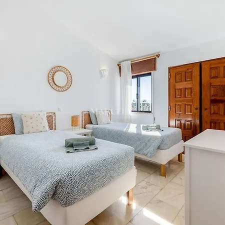 Σπίτι διακοπών 3-bedroom With Pool, Monte Sao Pedro -luz Λάγος