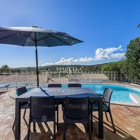 Сasa de vacaciones 3-bedroom With Pool, Monte Sao Pedro -luz