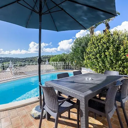 3-bedroom With Pool, Monte Sao Pedro -luz * Lagos